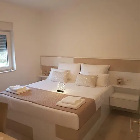 Sabun - Modern House With Heated Pool * Privlaka (Zadar)