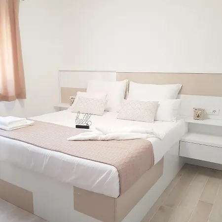 Sabun - Modern House With Heated Pool Villa *