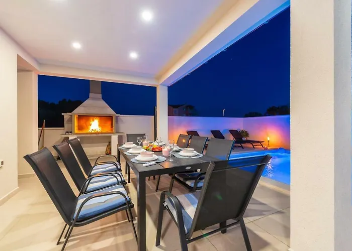 Sabun - Modern House With Heated Pool * Privlaka (Zadar)