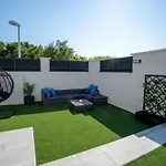 Sabun - Modern House With Heated Pool *