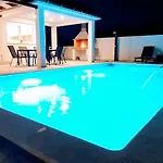 Sabun - Modern House With Heated Pool Villa Privlaka (Zadar)
