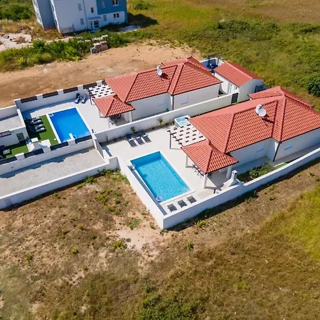 Sabun - Modern House With Heated Pool * Privlaka (Zadar)