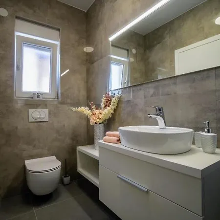 Sabun - Modern House With Heated Pool Privlaka (Zadar)