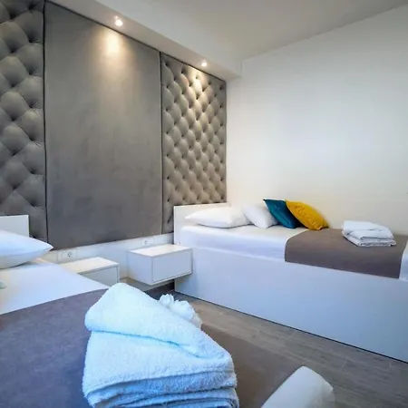 Vila Sabun - Modern House With Heated Pool Privlaka (Zadar)