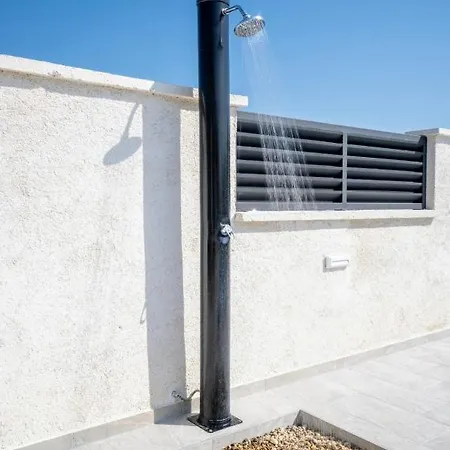 Sabun - Modern House With Heated Pool Vila *