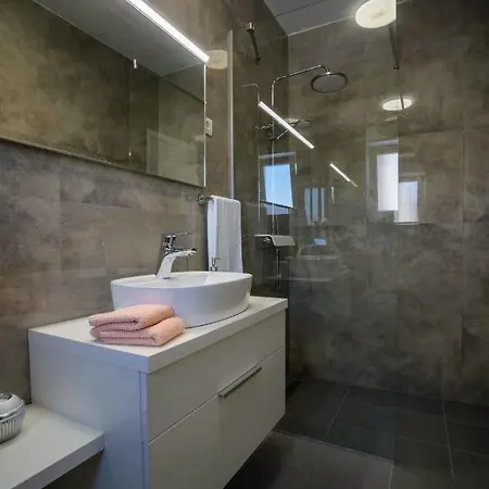 Sabun - Modern House With Heated Pool Vila *