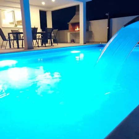 Sabun - Modern House With Heated Pool Vila