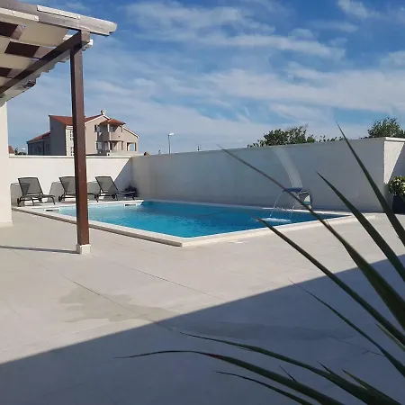 Sabun - Modern House With Heated Pool Vila