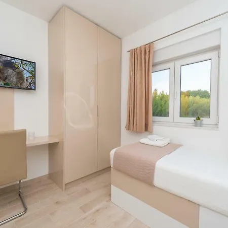 Sabun - Modern House With Heated Pool Vila *