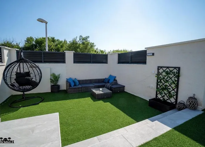 Sabun - Modern House With Heated Pool *