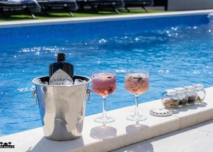 Sabun - Modern House With Heated Pool Βίλα *