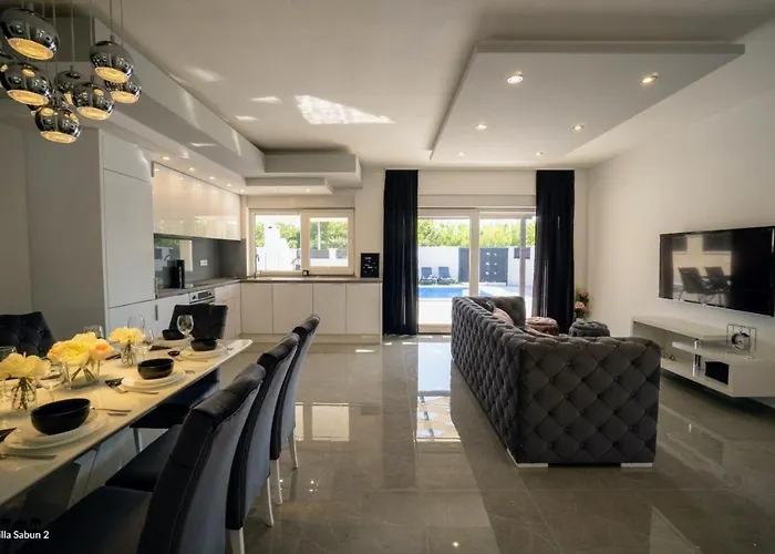 Sabun - Modern House With Heated Pool Privlaka (Zadar)