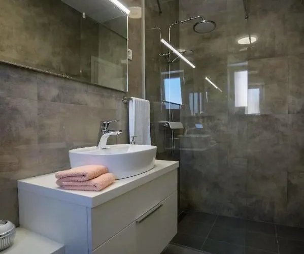 Sabun - Modern House With Heated Pool Βίλα *