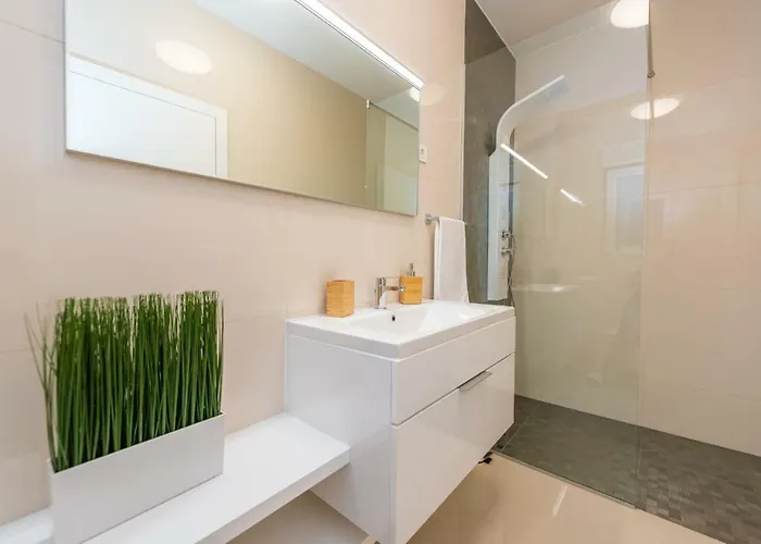 Sabun - Modern House With Heated Pool * بريفلاكا