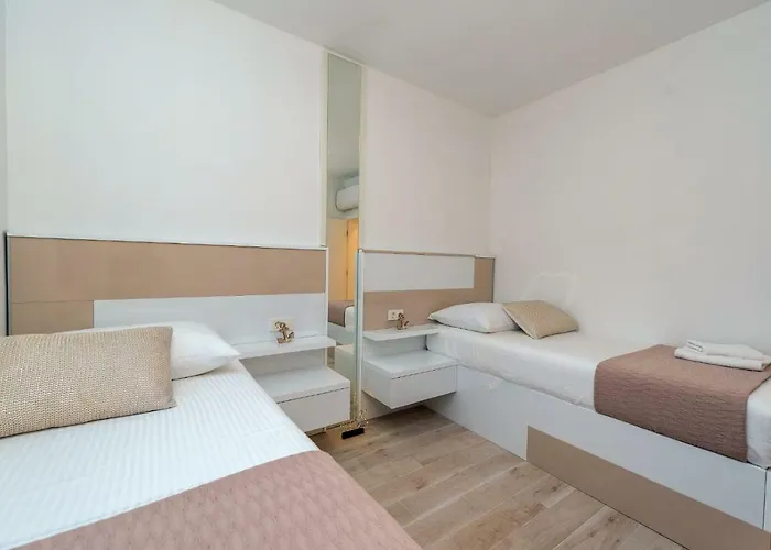 Sabun - Modern House With Heated Pool * Privlaka (Zadar)