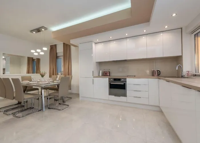 빌라 Sabun - Modern House With Heated Pool *